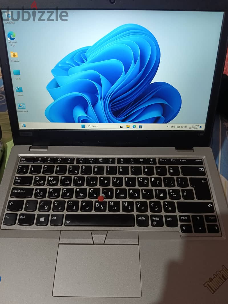 Lenovo core i5-g8 ram 8gb SSD 256gb touch screen 0