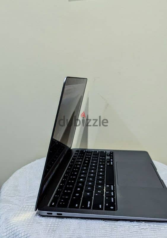 MacBook air M1 16gb 1