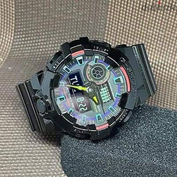 للبيع ساعة كاسيو جي شوك جديدة موديل Casio G-shock GA-700RGB-1ADR 5