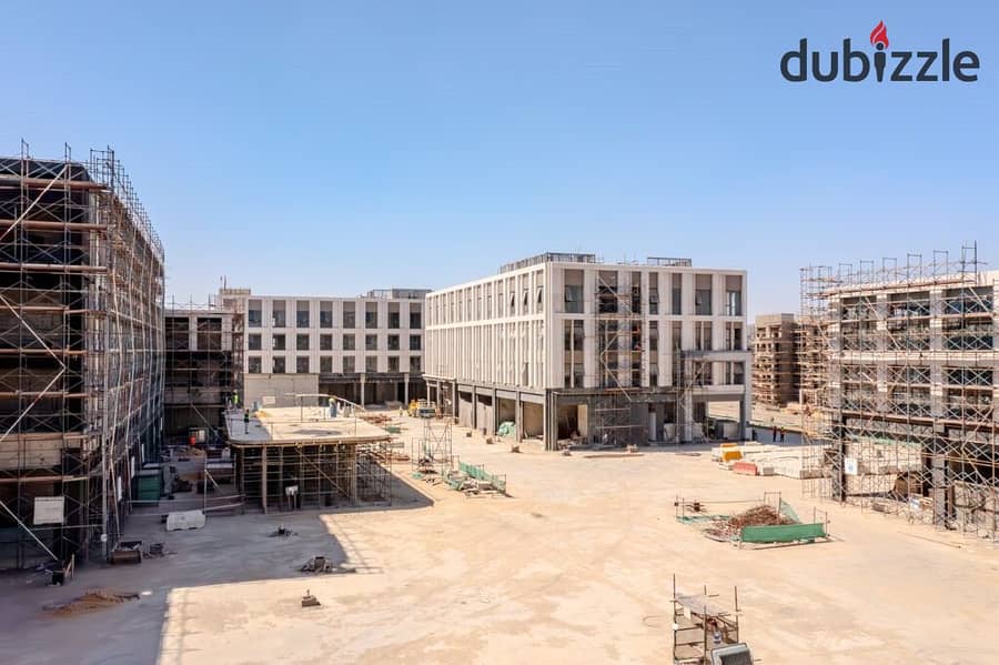 مكتب للبيع ريسيل استلام فوري متشطب في ميفيدا بيزنس بارك Mivida business park 0