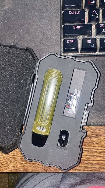 vape caliburn tent green 1