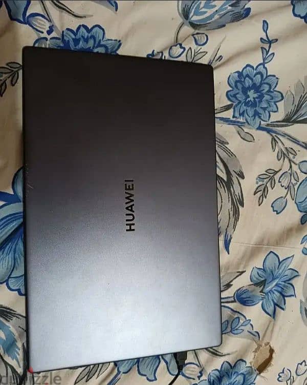 Huawei matebook d15 0