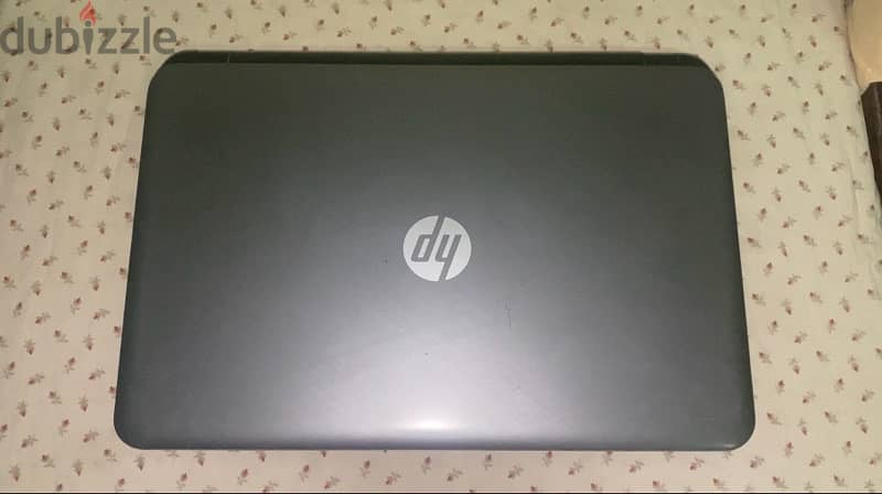 لابتوب hp 15 notebook بحاله كويسه و بكارت انفيديا 1G 2