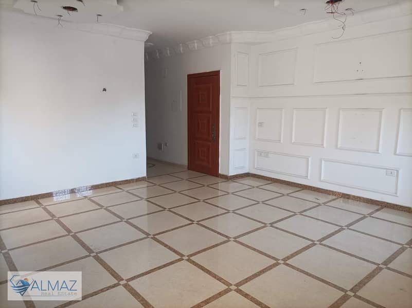 Residential and administrative apartment for rent in a villa in the First Settlement in the Fifth Neighborhood 0