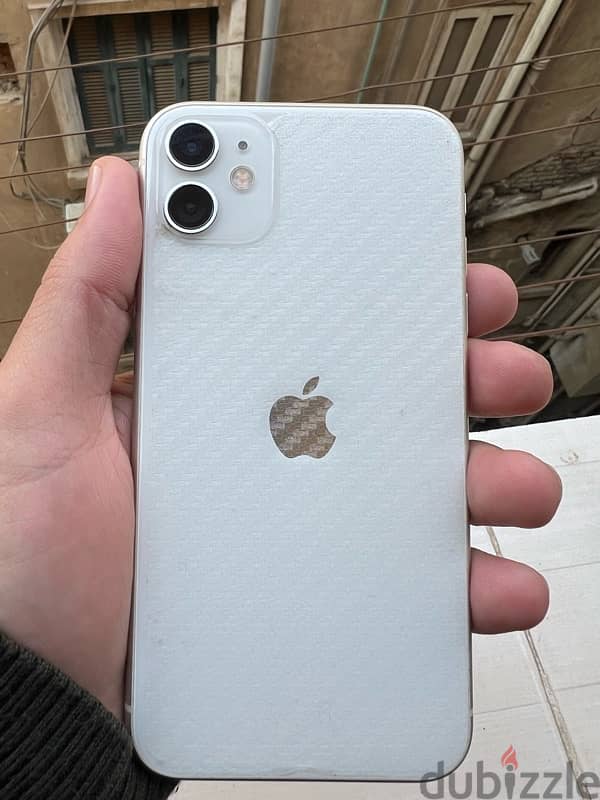 iPhone 11 white 2