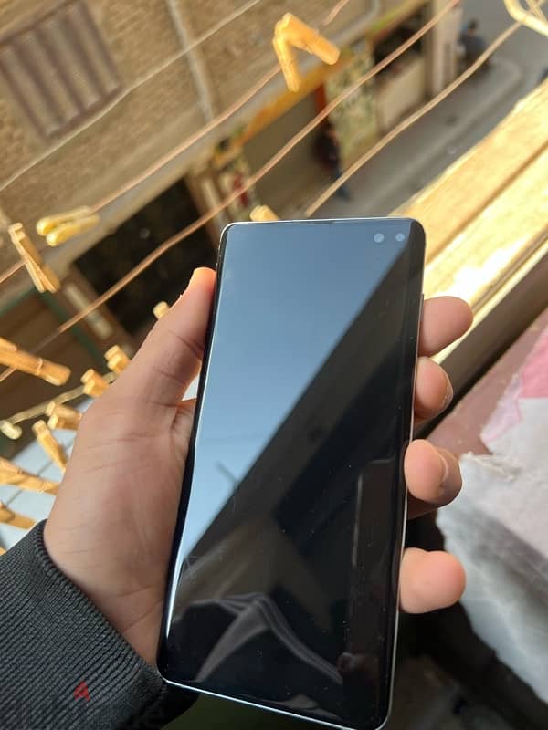 Samsung Galaxy S10 plus 0