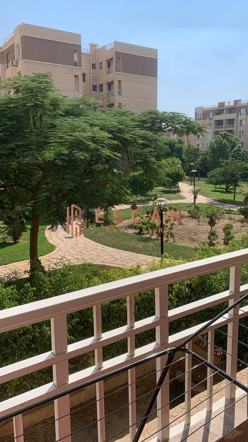 Apartment for sale in Madinaty B7, special finishing, wide garden view, near the club and services 0