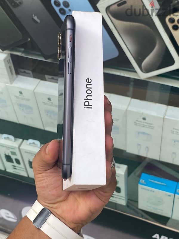 iphone11 (128) _Battre89% foll box 01128178571 1