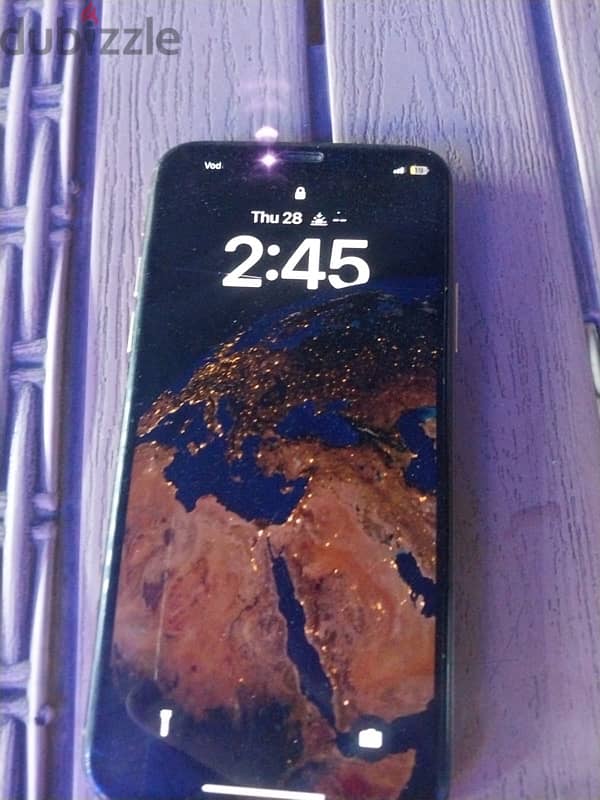 iPhone xs مغيرش حاجه 4