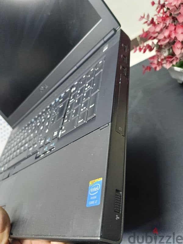 Dell precision 6800 core i7,QM Nvidia 4g les 17.5 2