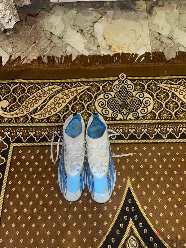 Adidas x original Messi edition size 44 مطلية بالذهب 2