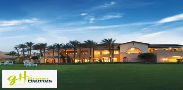 Penthouse For Sale Prime location - View Golf Fully Finished Delivery : Now / Uptown Cairo