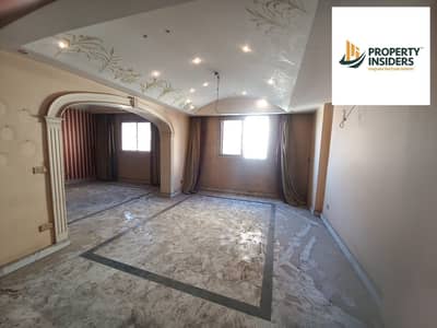 Apartment 220m for rent, new law, in Dokki, Tahrir Street