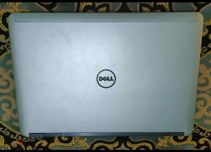 Dell latitude E6440 4