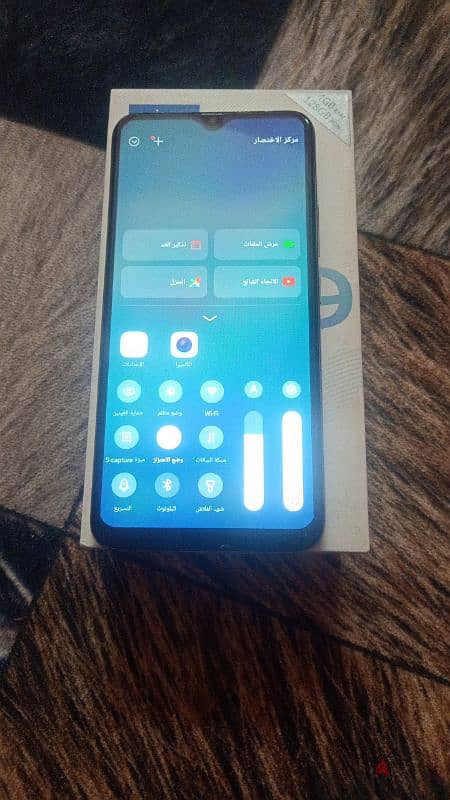 Vivo y19 مساحه 128 رما 4+1 2