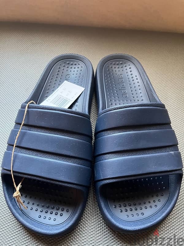 Adidas Adilette Slides size 39 0