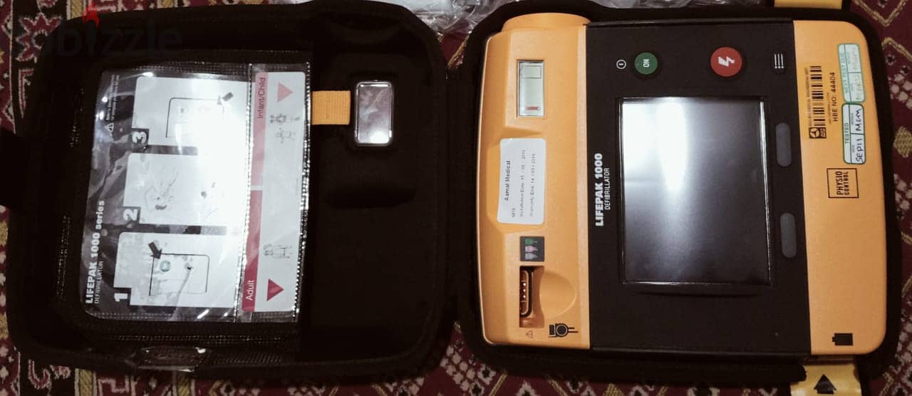 جهاز إزالة رجفان القلب Med-tronic LIFEPAK 1000 Philipysio 4