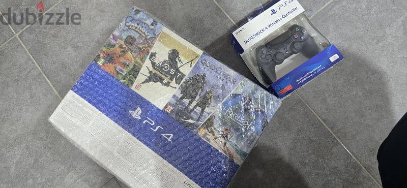 ps4 slim 500G , new 2