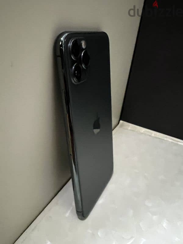 iphone 11 pro max 256GB 4