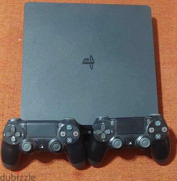 PS4 1 TB (like new) 4