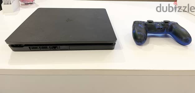 Playstation 4 slim