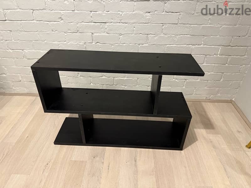 tv unit 3