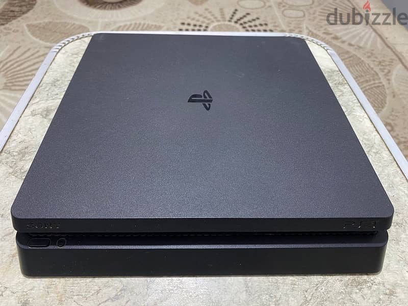 ps4 slim 1