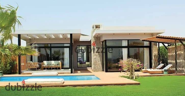 Ultra Super Lux Villa for Sale 187 sqm Directly on the Beach in Soma Bay 0