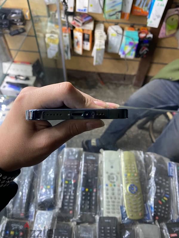 iPhone 12 Pro Max /ايفون ١٢ برو ماكس 4