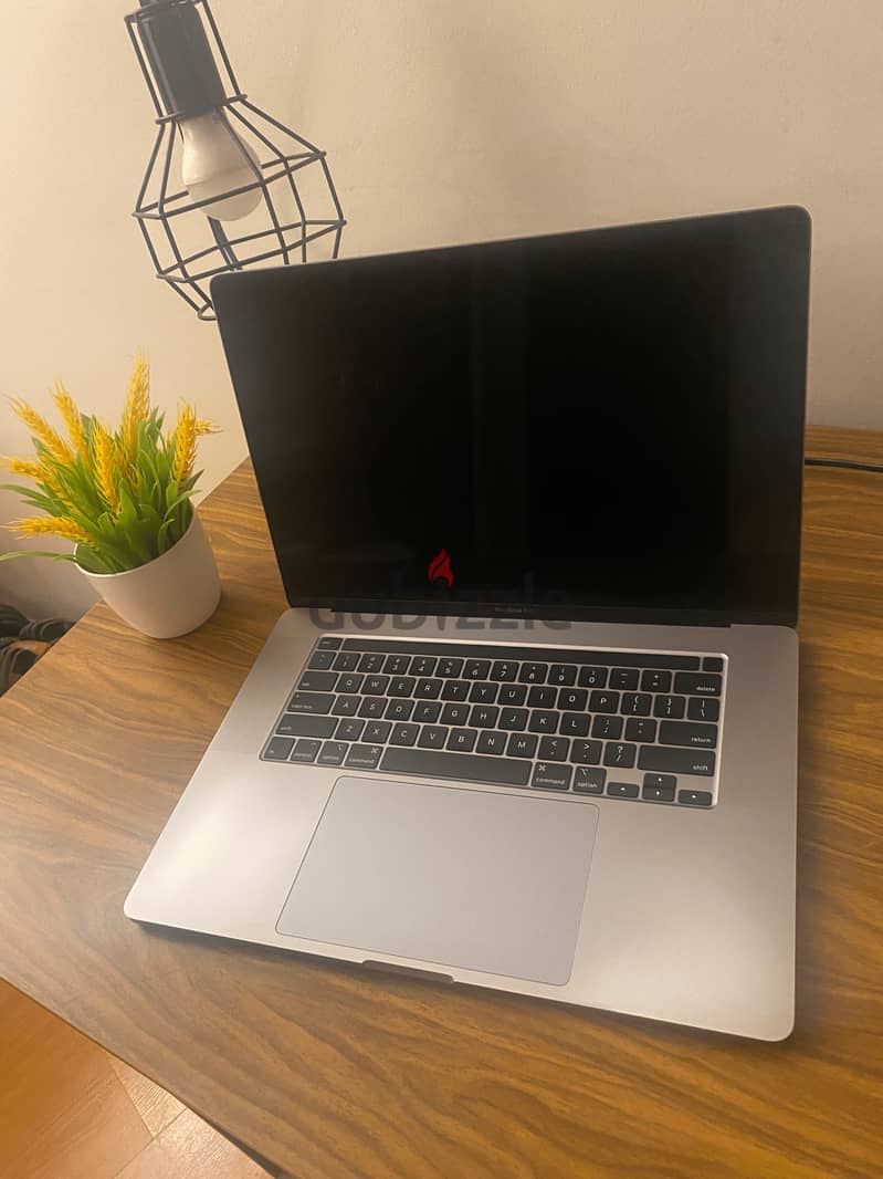 MacBook Pro 16-inch (2019) - Intel Core i7, 16GB RAM, 512GB SSD 0