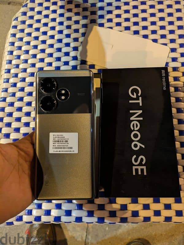 realme gt neo 6 se 512*16 زيروووو للبدل 0