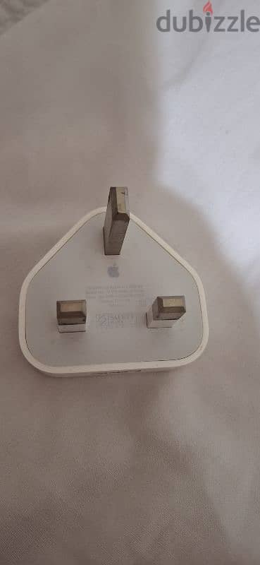 Apple original power adapter 0