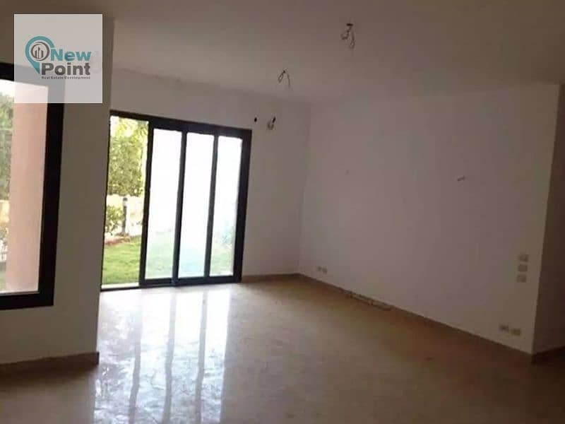 In the investors' area, own a 263-square-meter apartment with Water Way, finished with air conditioners, in the heart of the administrative capital 0