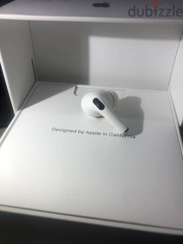 airpods pro 1 left side only ( فردة شمال  ايربودز برو 1 ) 2