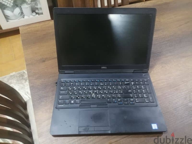 dell 5580 core i5 ( 4 cores + 6 mega cash ) 0