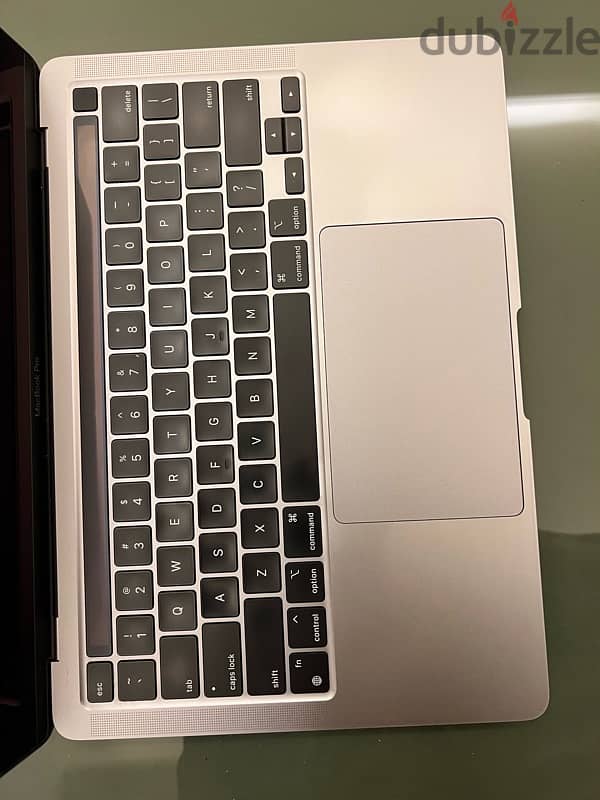 macbook pro m1 1