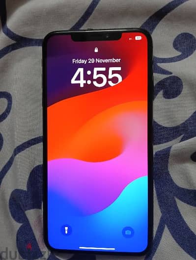 i phone xs max للبيع 256