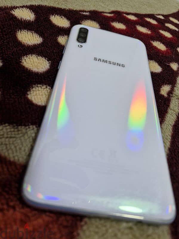 Samsung A70 سامسونج 1