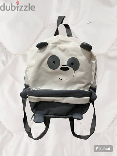 شنطه backpack من Miniso للدببه التلاته