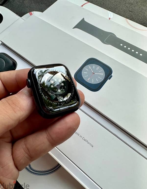 Apple Watch Series 8 (45mm) Midnight Activated only As Newww 4