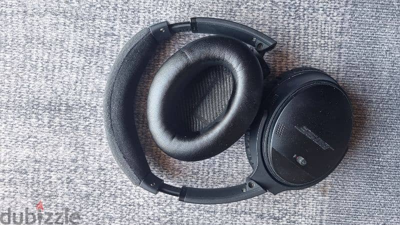 Bose quiet comfort Q35 wireless over ear headphone 3