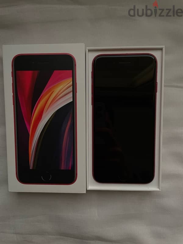 iphone se 2020 red with box and charger from trade line 4