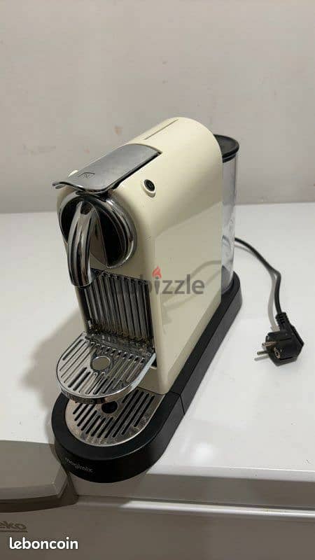 Nespresso CitiZ by Magimix M190 - Cream نسبريسو 7