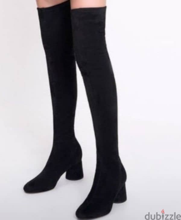 Black boots CHARLES & KEITH's 3