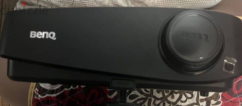 بروجكتور BenQ للبيع بحالة الزيرو 3