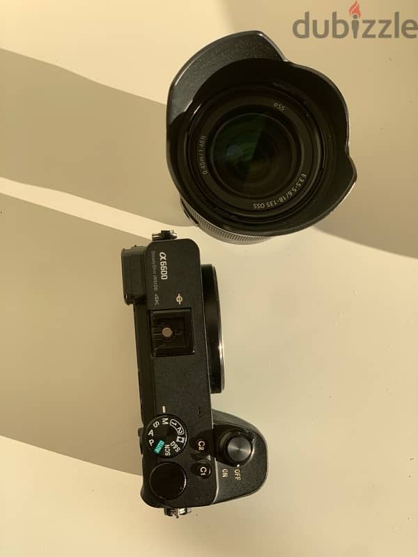 for sale Sony a6600 with lens 18:135mm and ZHIYUN Gamble 10