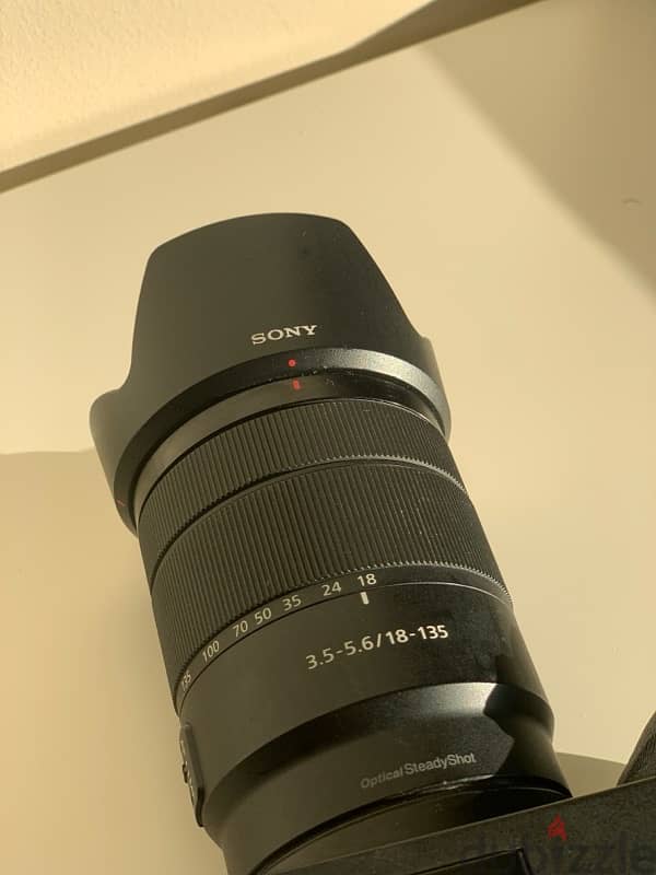 for sale Sony a6600 with lens 18:135mm and ZHIYUN Gamble 12