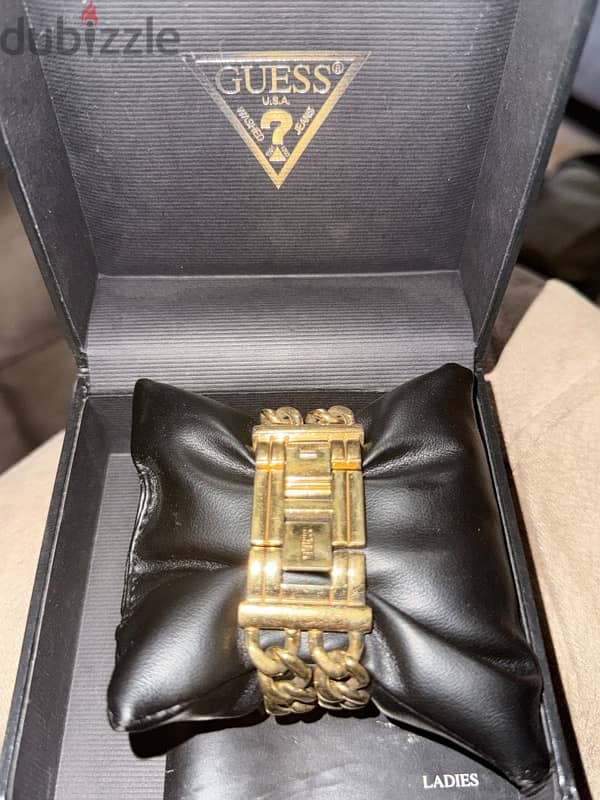 Guess watch Gold 1