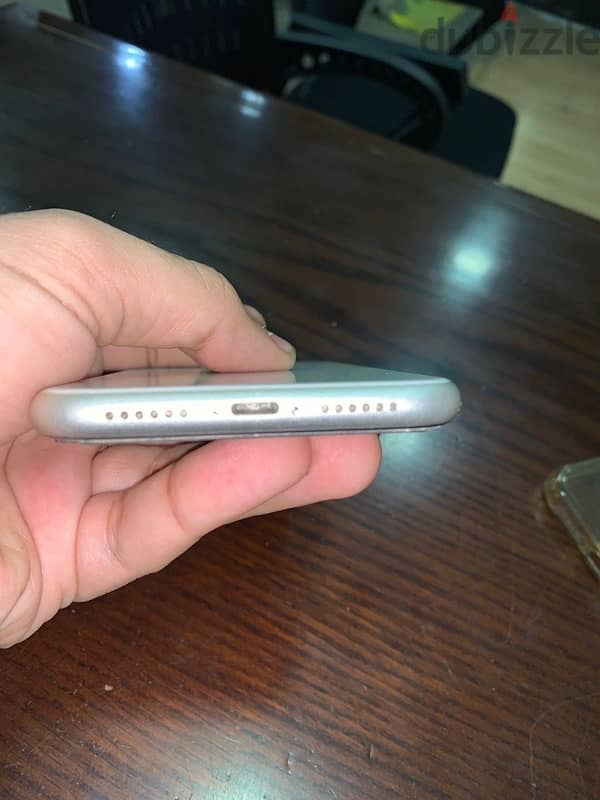 iphone 11 128 giga 4