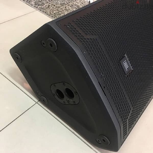 JBL prx715 0